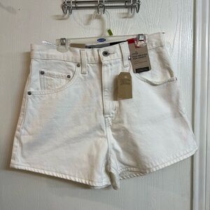 NEW wTag-LEVI’S Silver Tab White High-Waisted Denim Mom Shorts